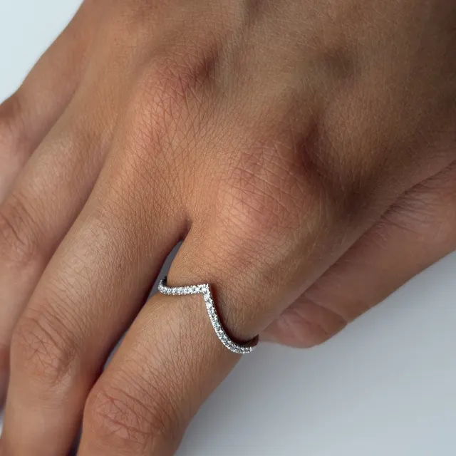 Fortuna Wish Bone Ring lifestyle
