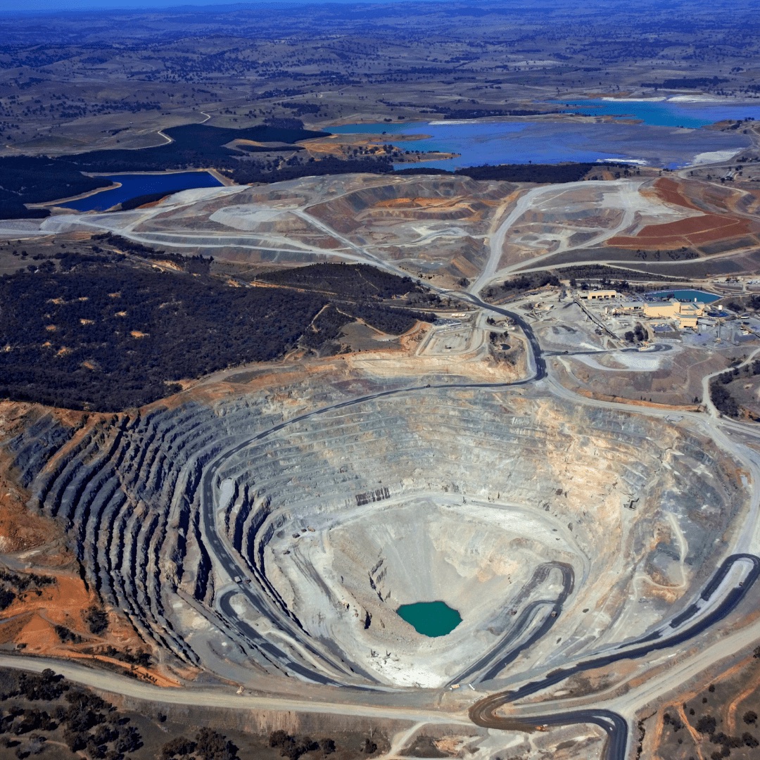 Are diamonds obtained through mining considered scarce or rare?
